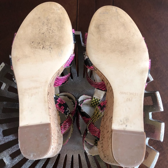 💕Host Pick - Nine West Multi-Color Reptile Wedge Sandals - Picture 9 of 9
